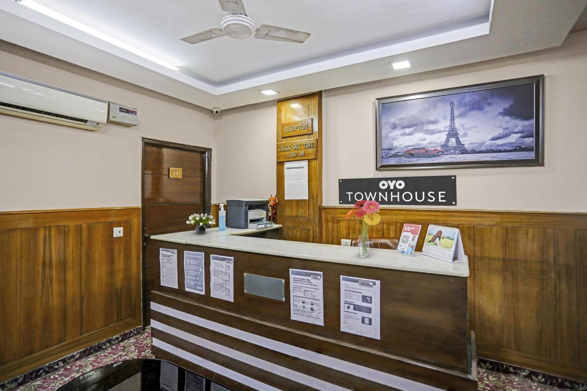Hotel O Shivam Guest House New Delhi Ngoại thất bức ảnh